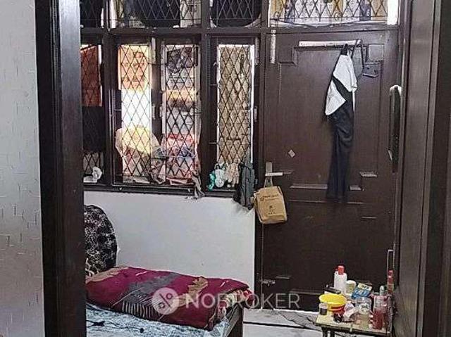 House for sale in Deri