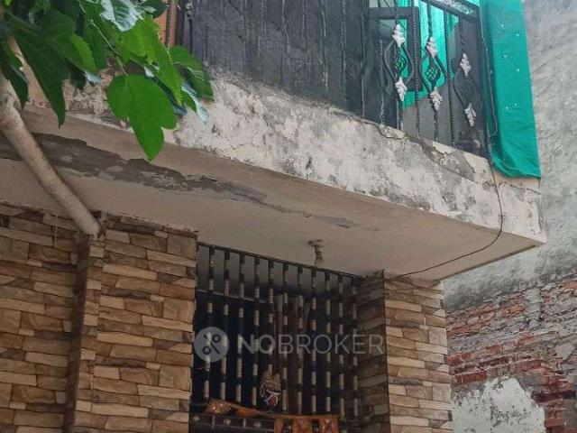 House for sale in Hariana