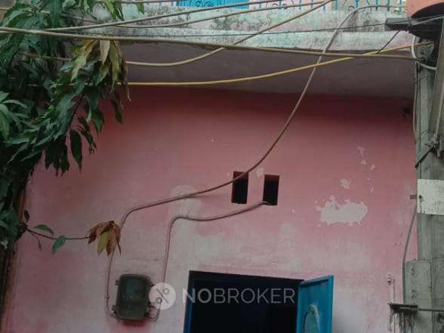 House for sale in West Delhi, Deri