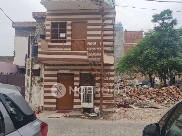 House for sale in West Delhi, Deri
