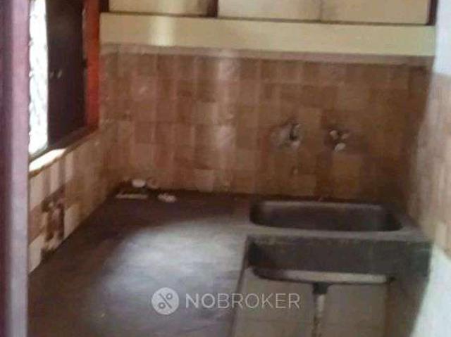 House for sale in West Delhi, Deri