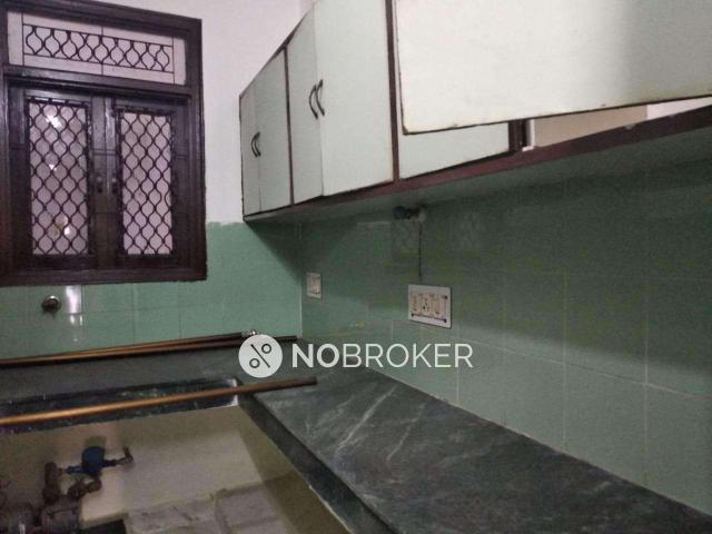 House for sale in West Delhi, Deri