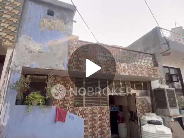 House for sale in North West Delhi, Deri