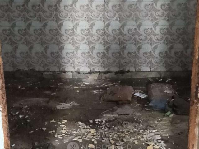House for sale in North West Delhi, Deri