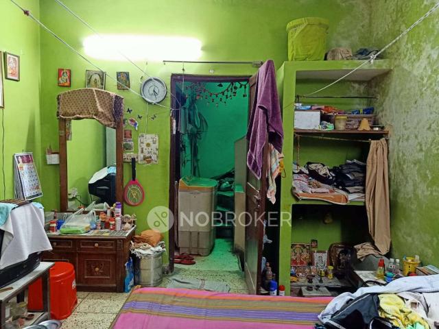 House for sale in North West Delhi, Deri