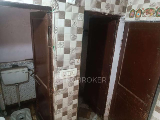 House for sale in North Delhi, Deri