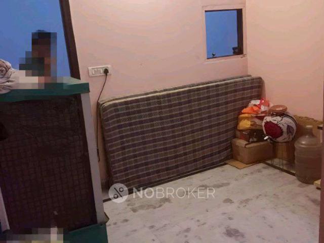 House for sale in Central Delhi, Deri