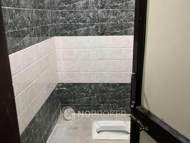 House for sale in Hariana