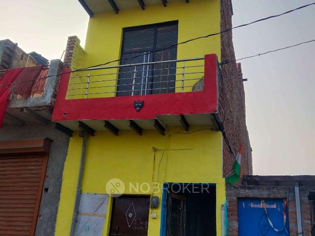 House for sale in Hariana