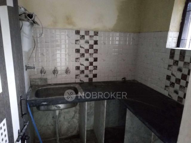 House for sale in North West Delhi, Deri