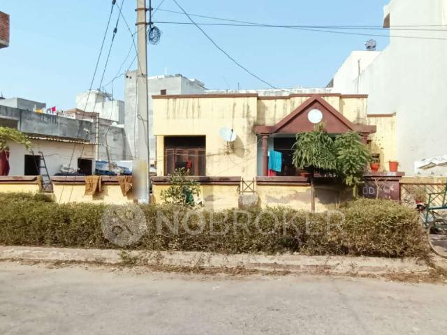 House for sale in Vasundhara - Delhi, Arunachal Pradesh