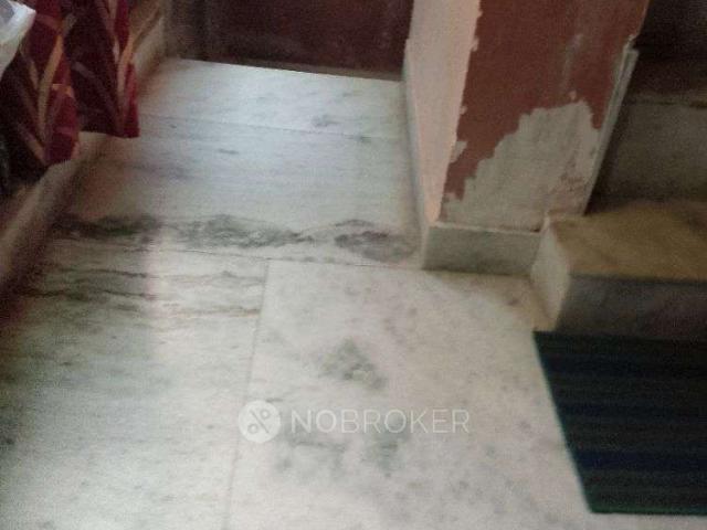 House for sale in West Delhi, Deri