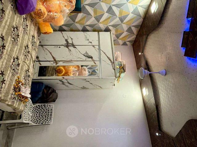 House for sale in West Delhi, Deri
