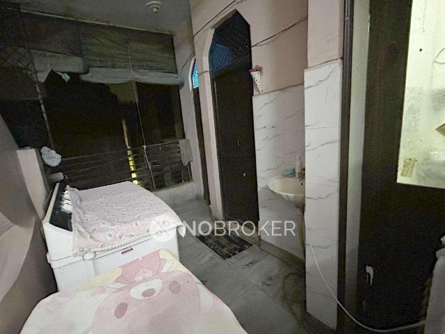 House for sale in West Delhi, Deri