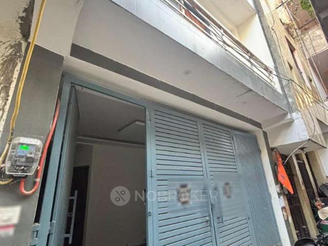 House for sale in West Delhi, Deri