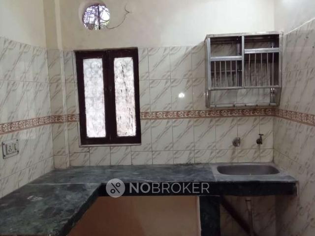 House for sale in West Delhi, Deri