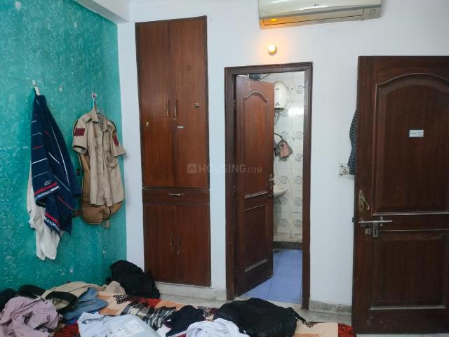 Flat for rent in South Delhi, Deri