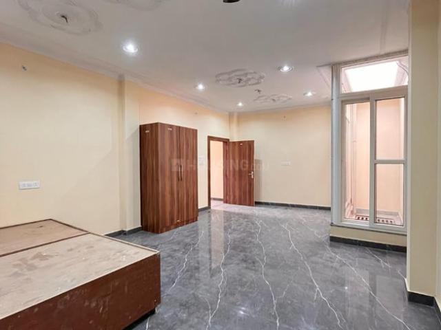 Flat for rent in Varanasi, Arunachal Pradesh