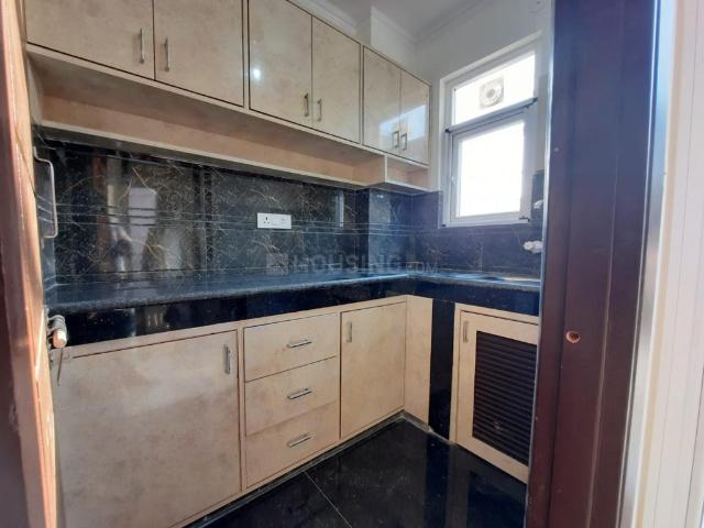 Flat for rent in South Delhi, Deri