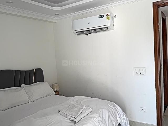 Flat for rent in South Delhi, Deri