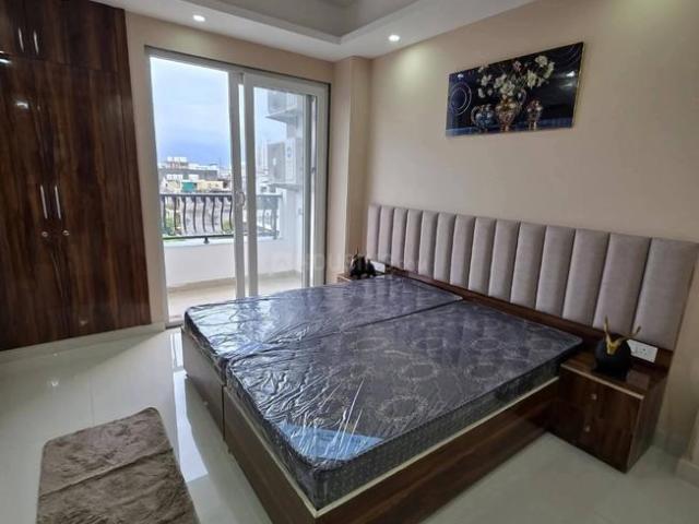 Flat for rent in Chhattarpur, Delhi