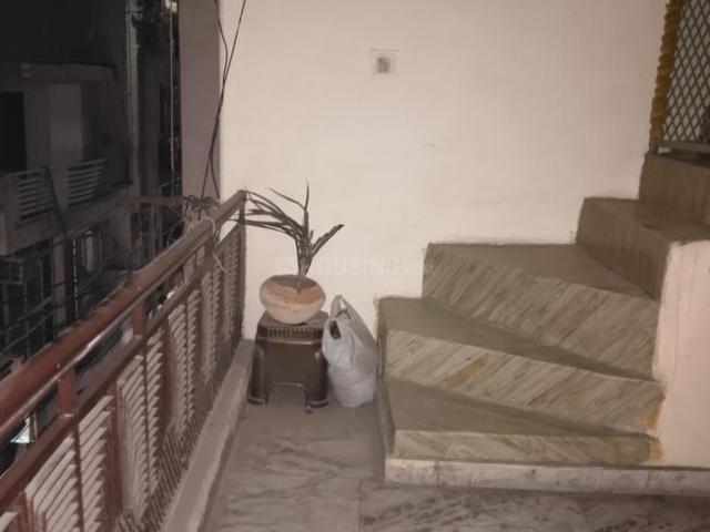 Flat for rent in South West Delhi, Deri