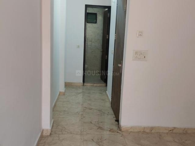 Flat for rent in South West Delhi, Deri