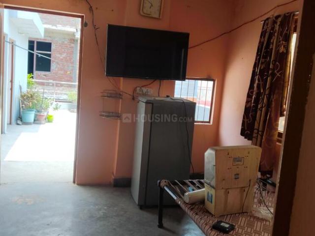 Flat for rent in South West Delhi, Deri