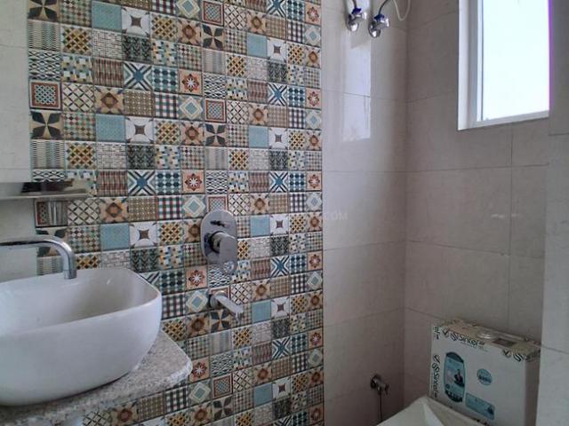 Flat for rent in South West Delhi, Deri
