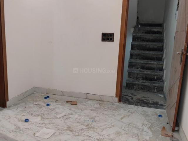 Flat for sale in South West Delhi, Deri