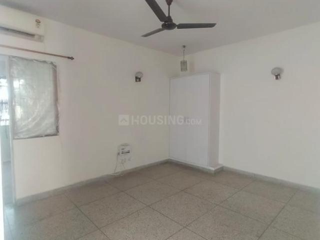 Flat for rent in Deri
