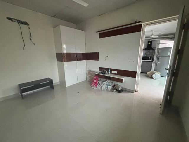 Flat for rent in Deri