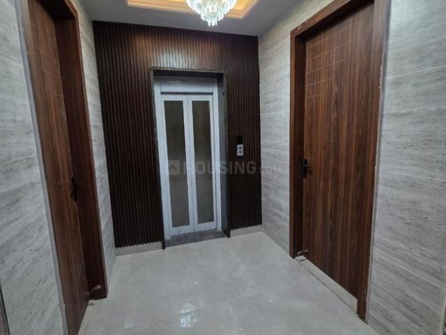 Flat for rent in Hariana