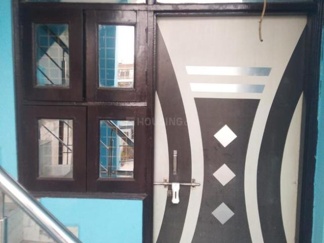 Flat for rent in West Delhi, Deri