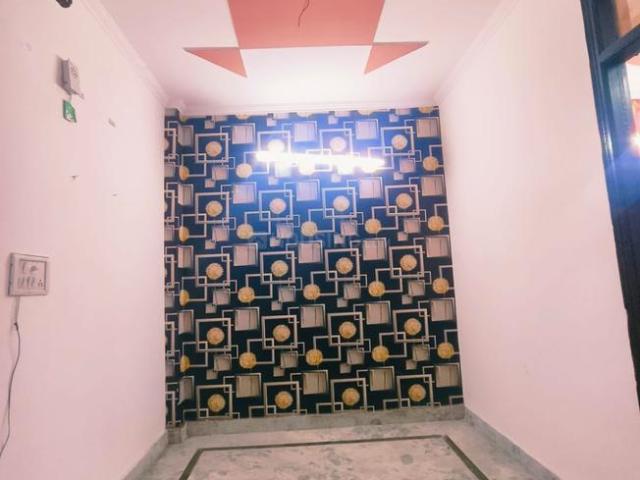 Flat for rent in West Delhi, Deri