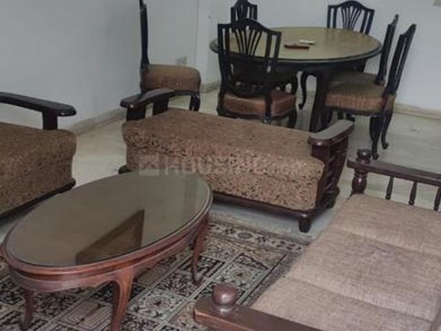 Flat for rent in Deri