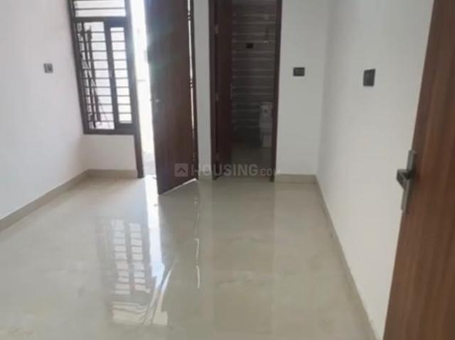 Flat for rent in Deri