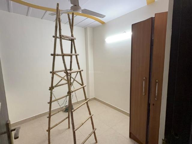 Flat for rent in Deri