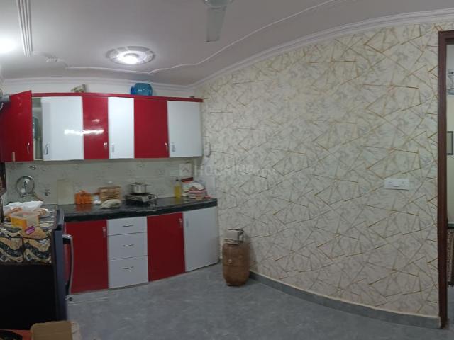 Flat for rent in Deri