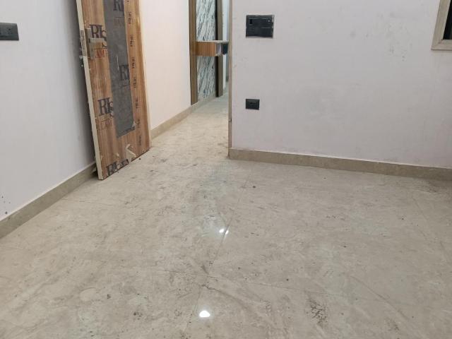 Flat for rent in Deri