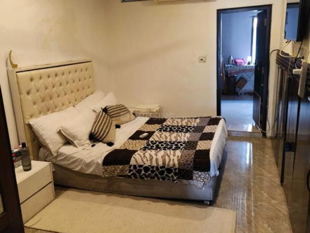 Flat for rent in Deri
