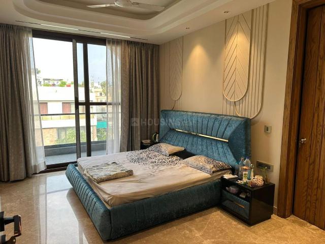 Flat for rent in Deri