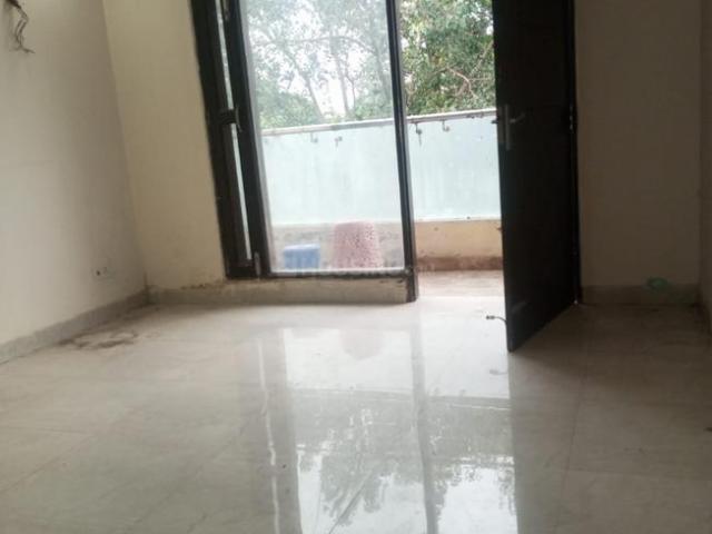 Flat for rent in Deri