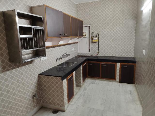 Flat for rent in Deri