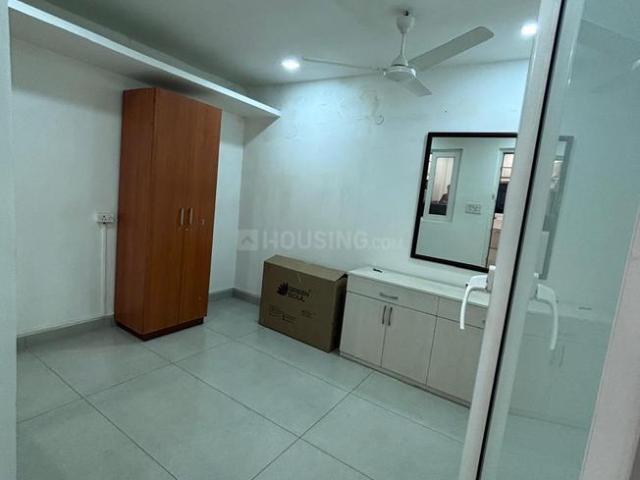 Flat for rent in Deri