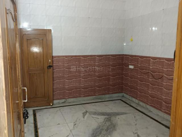 Flat for rent in North Delhi, Deri