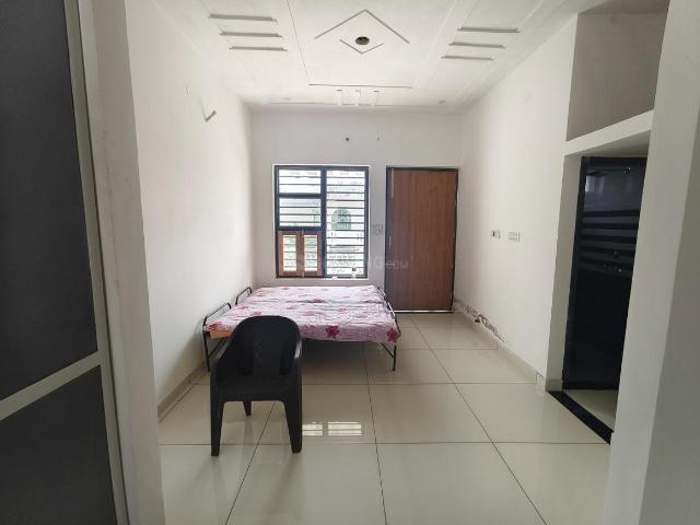 Flat for rent in Hariana