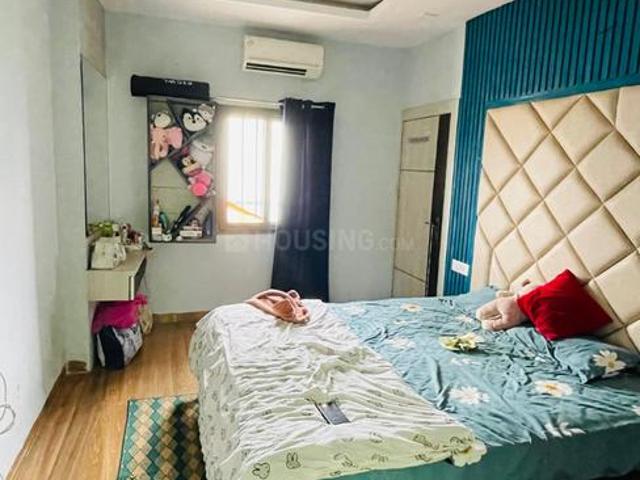 Flat for rent in Madya