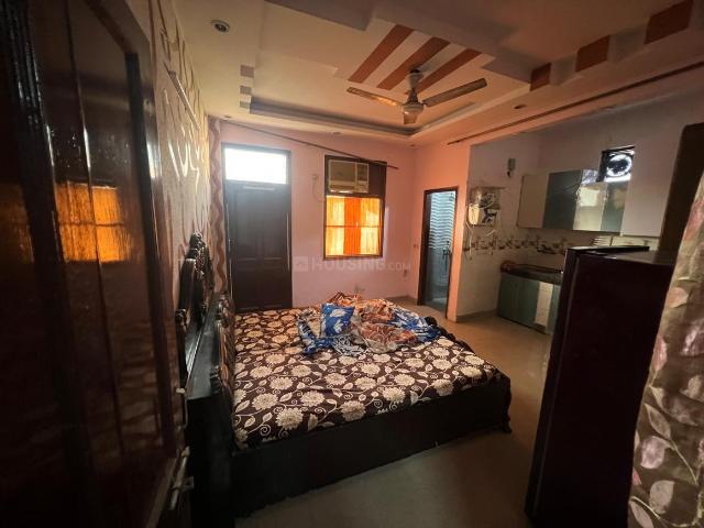 Flat for rent in West Delhi, Deri