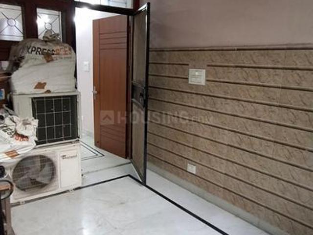 Flat for rent in West Delhi, Deri